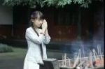 女性生理期可以到寺院拜佛吗？