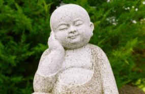 做人应该保持谦虚躬行