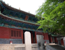 到寺院佛殿拜佛应注意什么？